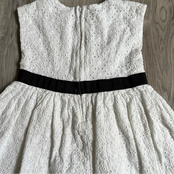 Joe Fresh White Lined Sleeveless Cotton Doily Dress - 3 years - Picture 4 of 9